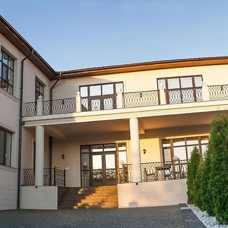 Colinele Aurii Cimislia Hotel Luaran gambar