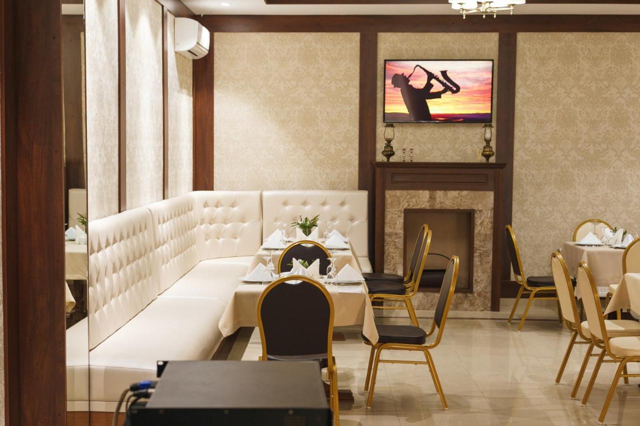 Colinele Aurii Cimislia Hotel Luaran gambar